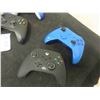 Image 2 : Xbox One Controllers for Parts or Repair (Not Working)