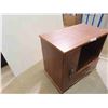 Image 2 : Stereo Stand with Swivel 23'' x 27'' x 15''
