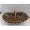 Image 2 : Antique First Nations Cree Handmade Willow Basket. Large