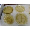 Image 1 : 40 Pieces Amber Depression Table Ware 