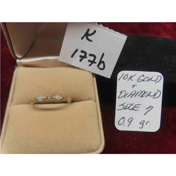 10k Gold + Diamond Ring Size 7 Total Weight 0.9 