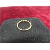 Image 2 : 10k Gold + Diamond Ring Size 7 Total Weight 0.9 
