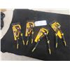 Image 1 : 4 New Dewalt 8'' Push Lock Plyers 