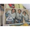 Image 3 : 21 Plastic Plates WHA , Howe Family , Bobby Hull, Gordie Howe, Plus