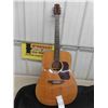 Image 2 : Walden D 520 Acoustic Guitar with Soft Case 