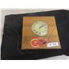 Image 1 : Vintage Detroit Red Wings Clock - Lenses Crack