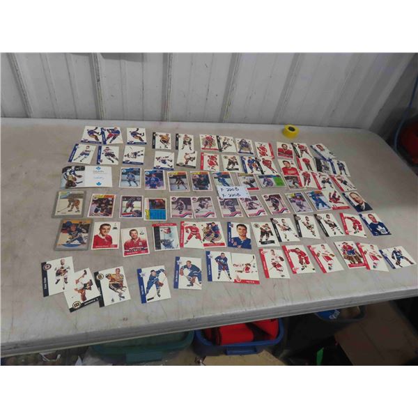 75 Hockey Cards 