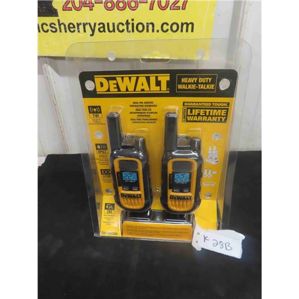 New Dewalt Heavy Duty Walkie Talkie 