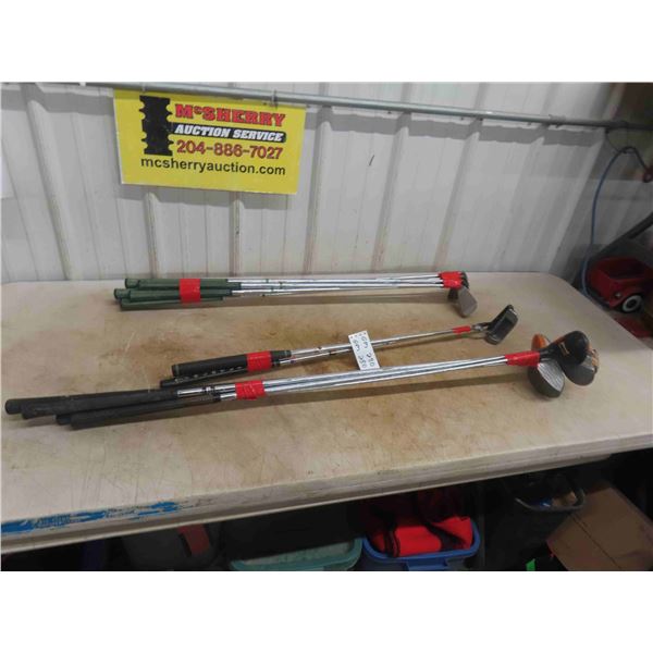 13 Right Handed Golf Clubs 