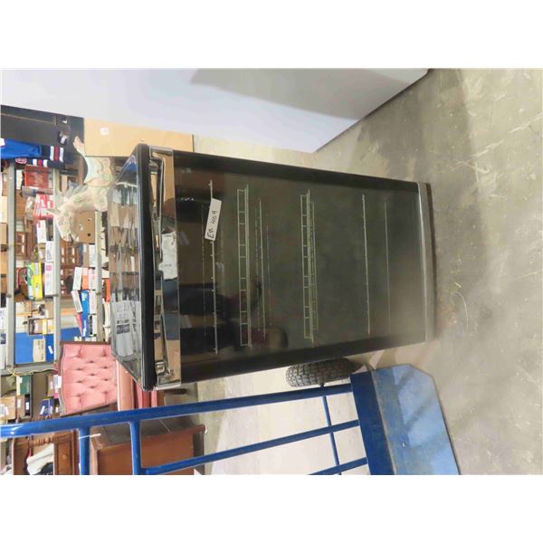 Bar Fridge 34'' x 19'' x 19''