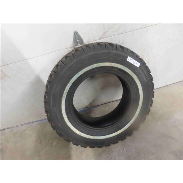 New Winter Mark P225/75R15 Tire