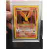 Image 2 : 1999 Pokemon Fossil Moltres-Holo PSA 8