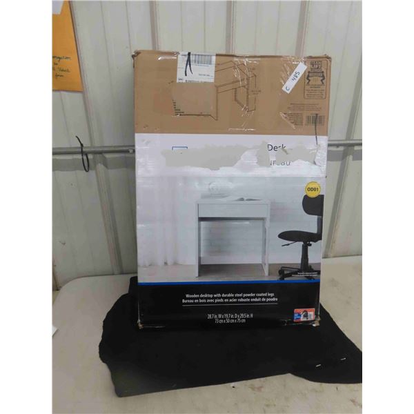 New in Box Main Stays Desk 28 1/2'' x 19 1/2'' x 29 1/2'' 