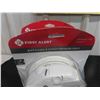 Image 2 : 2 New First Alert 2-in-1 Smoke + Carbon Monoxide Alarm