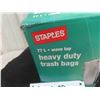 Image 2 : New Box of 150 Staples 27L Heavy Duty Trahs Bags 