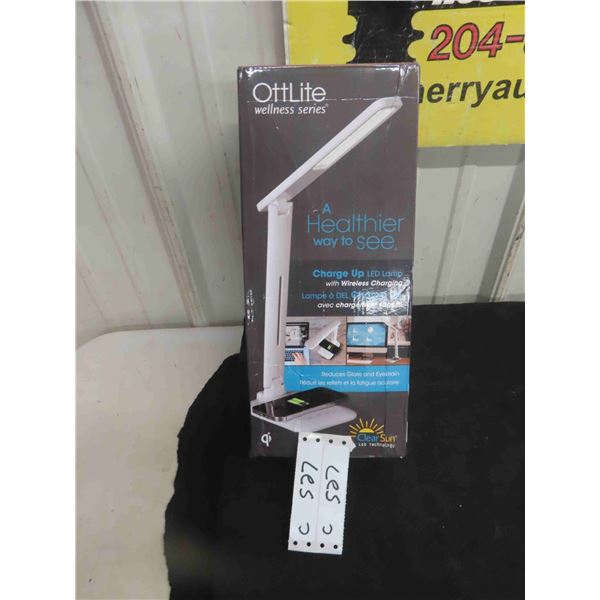 New Ottlite LED Lamp with Charging 