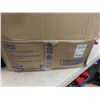 Image 5 : New Box Full of 12 Rolls Tork Jumbo Toilet Paper 