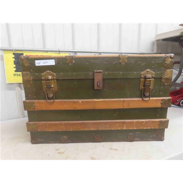 Vintage Trunk 28'' x 15'' x 18'' H 