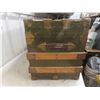 Image 2 : Vintage Trunk 28'' x 15'' x 18'' H 