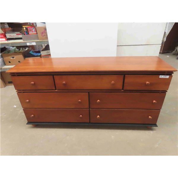 Dresser 7 Drawers 32'' x 66'' x 18 1/2'' 