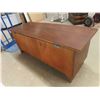 Image 5 : Cedar Chest 18'' x 45'' x 16'' 