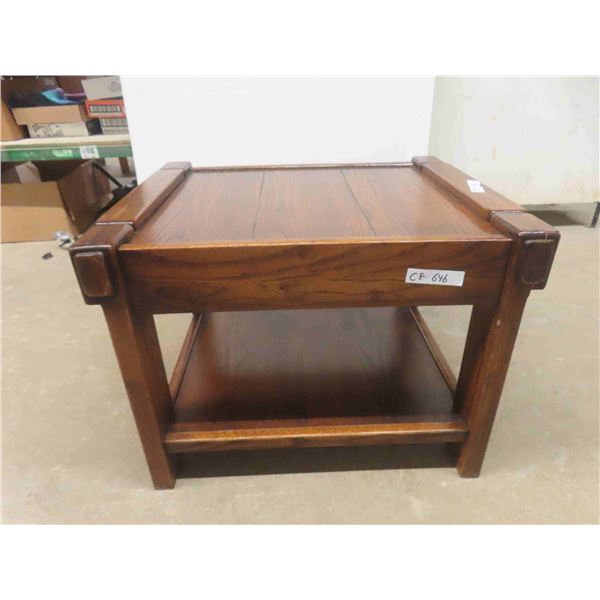 End Table 20'' x 28'' x 23'' 