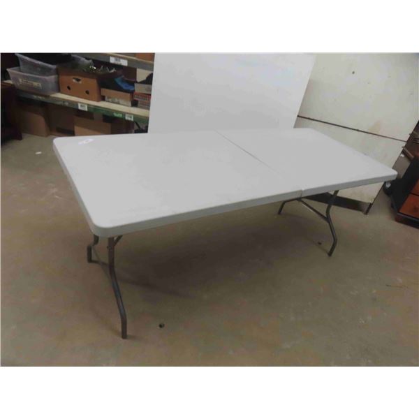 Poly Folding Leg Table 29 1/2'' x 72'' x 29'' 