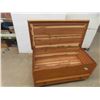 Image 4 : Oak Cedar Lined Chest with Bottom Drawer 22'' x 44''