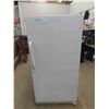 Image 1 : Frigidaire Upright Freezer 65'' x 32'' x 25 1/2'' 