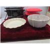Image 2 : Hamilton Beach Crock Pot, 2 Pyrex Cake Pans with Lids 
