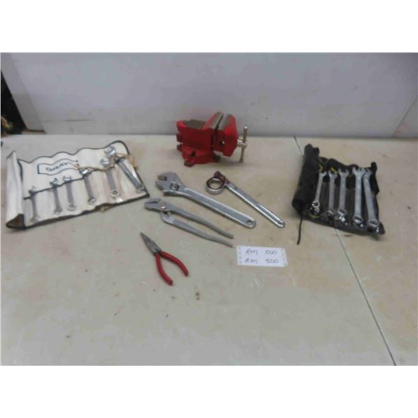 Stanley Standard Wrenches, Gray Metric Wrenches, 3'' Vise,