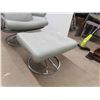 Image 7 : Leather/Leather Style Swivel Chairs and Ottoman 