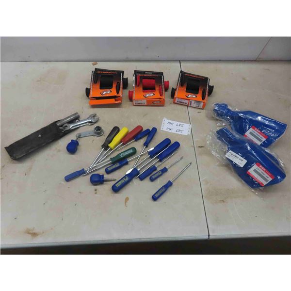 3 New Pro Grips Off Road Grips, 2 New Knuckle Covers, 