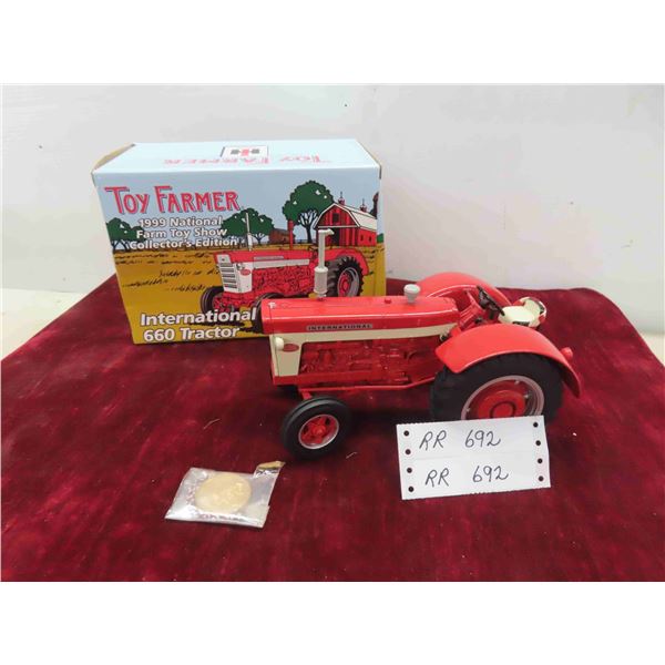 Ertl International 660 Diecast Tractor 1:16 with Original Box 