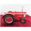 Image 4 : Ertl International 660 Diecast Tractor 1:16 with Original Box 
