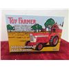 Image 8 : Ertl International 660 Diecast Tractor 1:16 with Original Box 