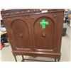 Image 3 : Oak Antique China Cabinet 61'' x 44'' x 16'' 