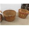 Image 3 : 3 Bushel Baskets 