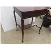 Image 4 : Mahogany Vanity/Desk 29'' x 24'' x 18'' 