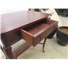 Image 5 : Mahogany Vanity/Desk 29'' x 24'' x 18'' 