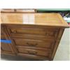 Image 3 : 2 Dressers 54'' x 39'' x 19'' & 32'' x 78'' x 19'' Plus Mirror 46'' x 45''