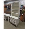 Image 3 : 3pce Bedroom Set: Dresser with hutch 77'' x 32'' x 19'',