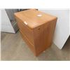 Image 2 : Wood 2 Drawer Filing Cabinet 30'' x 31'' x 19'' 