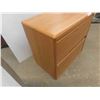 Image 5 : Wood 2 Drawer Filing Cabinet 30'' x 31'' x 19'' 