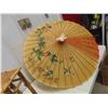 Image 4 : Bamboo Stand Umbrella