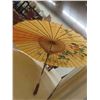 Image 6 : Bamboo Stand Umbrella