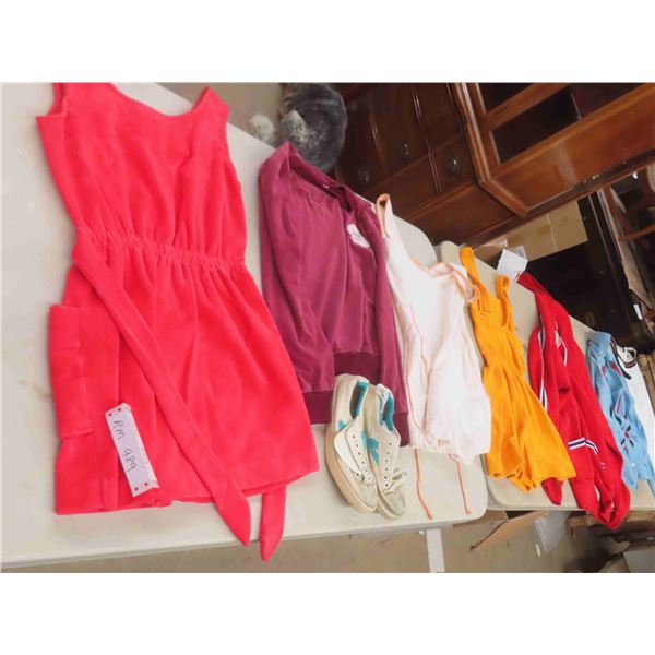 Ladies Vintage Clothing : Skirts, Jackets, Dresses & More 