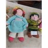 Image 4 : 7 Folky Knitted Dolls 14''-18'' Tall + Some Extra Knitted 