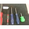 Image 5 : 11 Screwdrivers (9) Snap on (2) Mac 