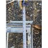 Image 2 : Steel stand.